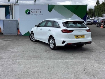 Used Kia Ceed 2022 for sale - 75586903: Photo