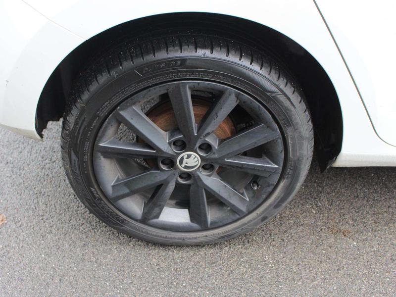 Used Skoda Fabia 2017 for sale - 76415952: Photo 28