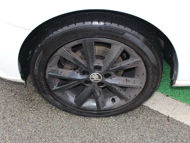 Used Skoda Fabia 2017 for sale - 76415952: Photo 32