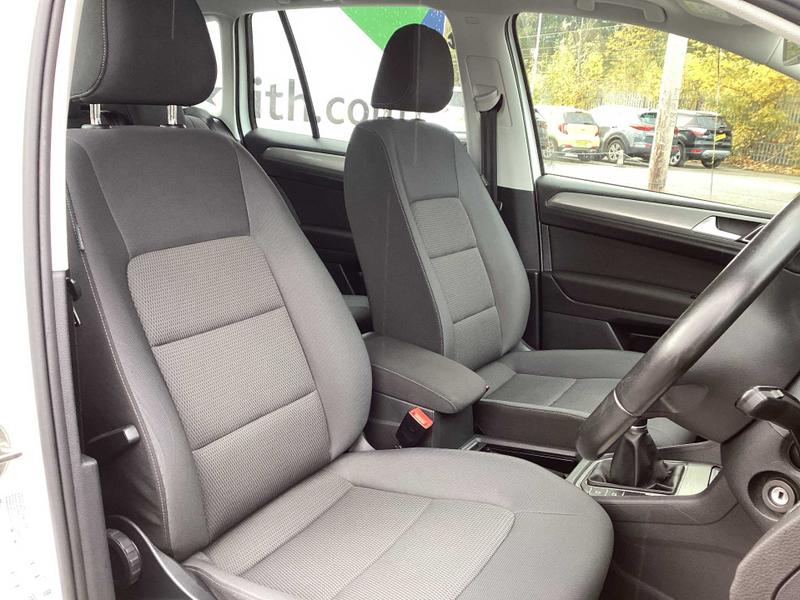 Used Volkswagen Golf SV 2016 for sale - 76415954: Photo 2