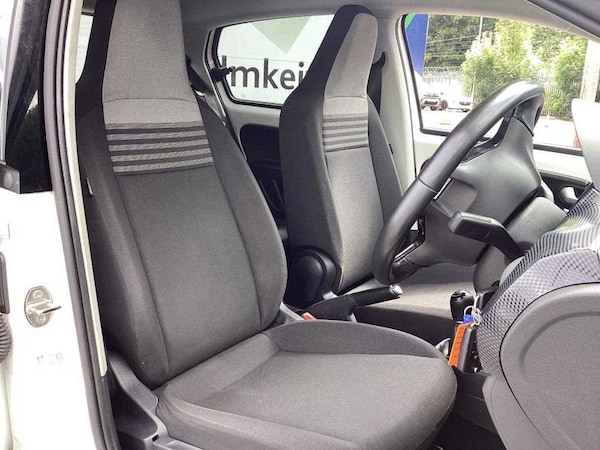 Used Volkswagen up! 2022 for sale - 76302708: Photo 2