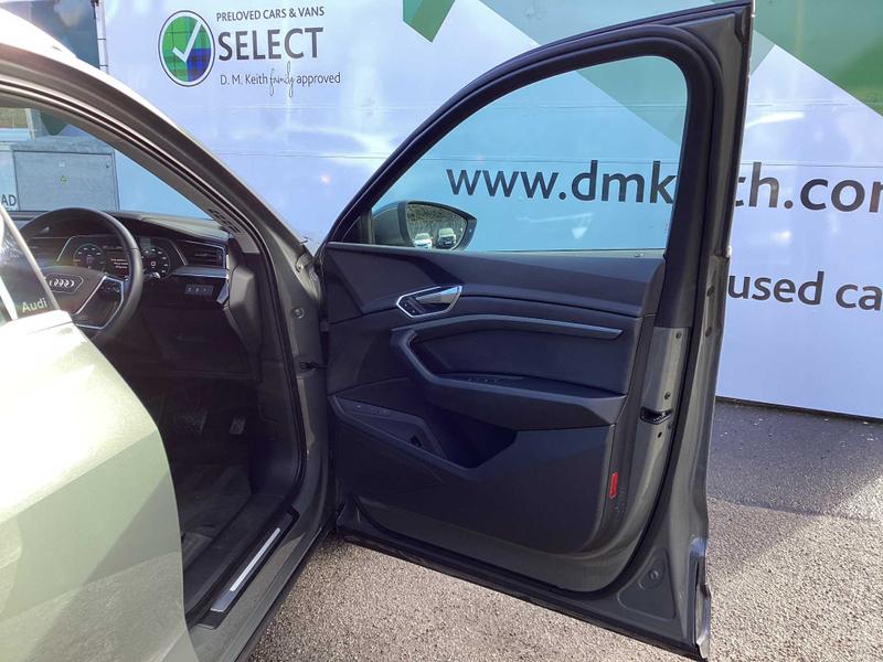 Used Audi Q8 e-tron 2024 for sale - 77367626: Photo 29