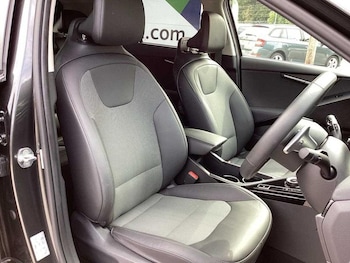 Used Kia Niro 2022 for sale - 76178172: Photo 2