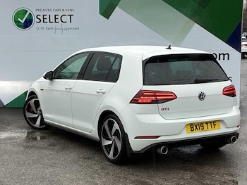 Used Volkswagen Golf 2019 for sale - 77274887: Photo