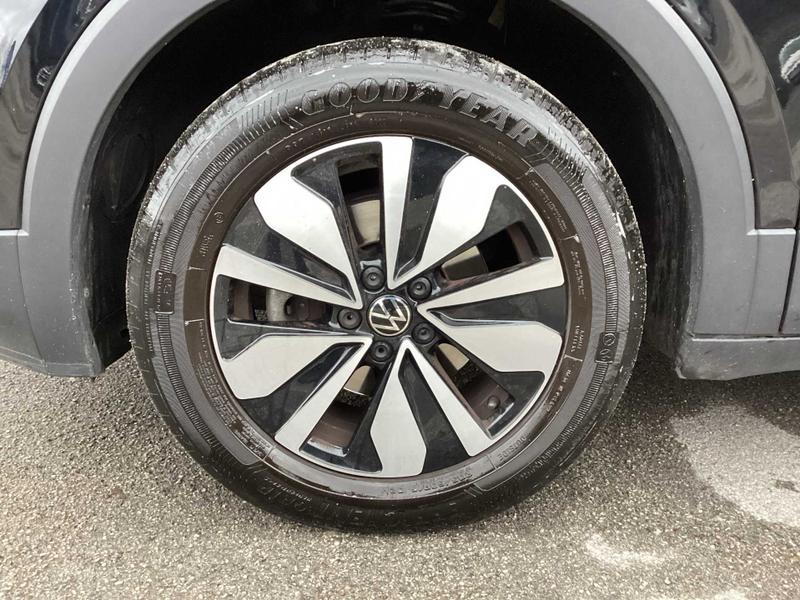 Used Volkswagen T-Cross 2023 for sale - 76835469: Photo 16