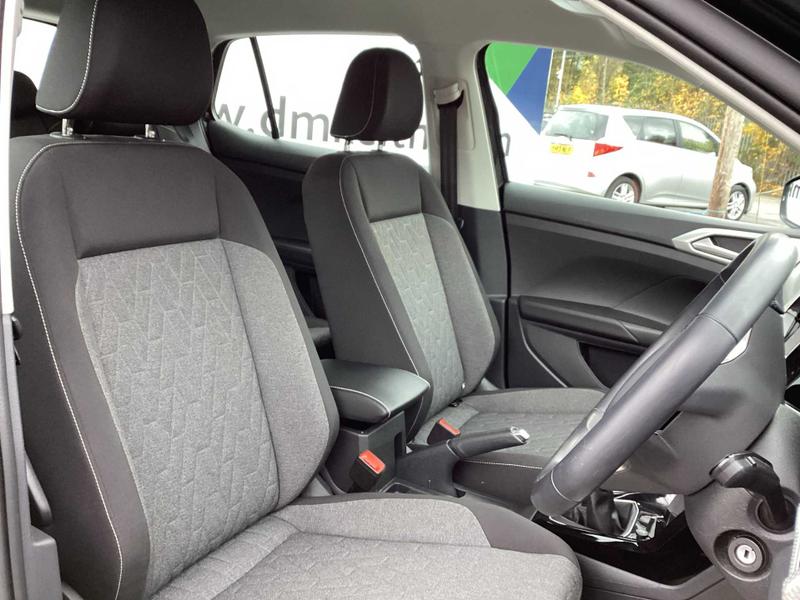 Used Volkswagen T-Cross 2023 for sale - 76835469: Photo 2