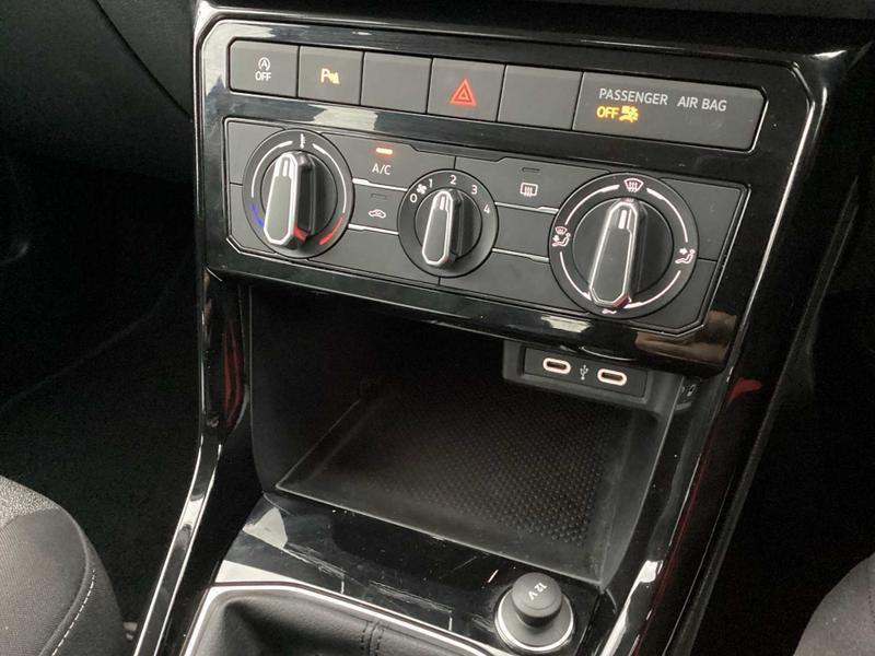 Used Volkswagen T-Cross 2023 for sale - 76835469: Photo 28