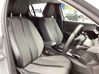 Used Peugeot 208 2020 for sale - 76234803: Photo
