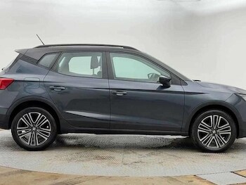 Used SEAT Arona 2022 for sale - 77910318: Photo