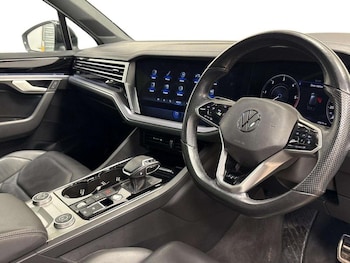 Used Volkswagen Touareg 2020 for sale - 77450367: Photo