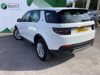 Used Land Rover Discovery Sport 2021 for sale - 75751828: Photo