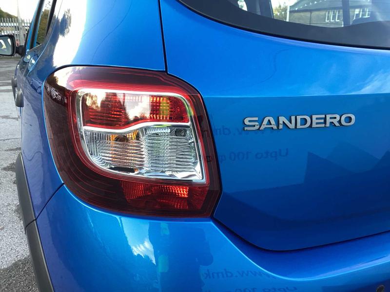Used Dacia Sandero Stepway 2015 for sale - 76415835: Photo 12