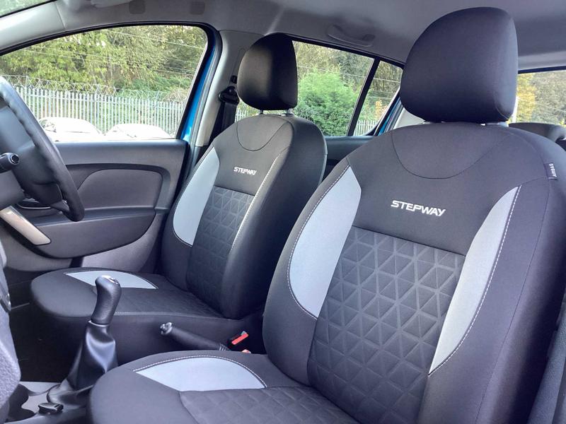 Used Dacia Sandero Stepway 2015 for sale - 76415835: Photo 35