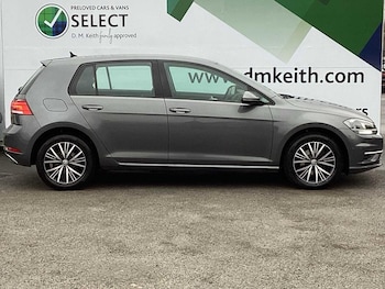 Used Volkswagen Golf 2018 for sale - 77198951: Photo