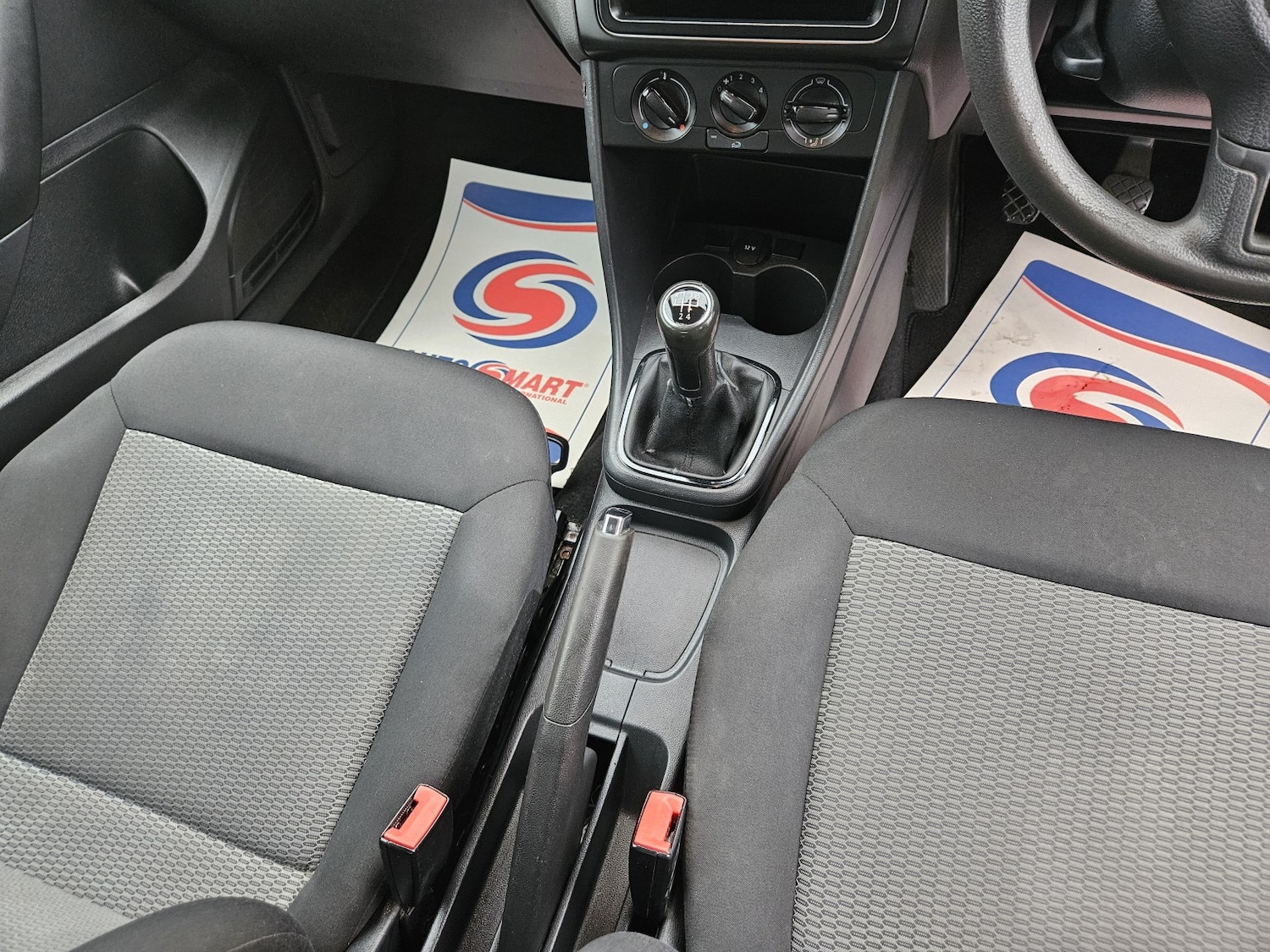 Used Volkswagen Polo 2011 for sale - 76666165: Photo 12