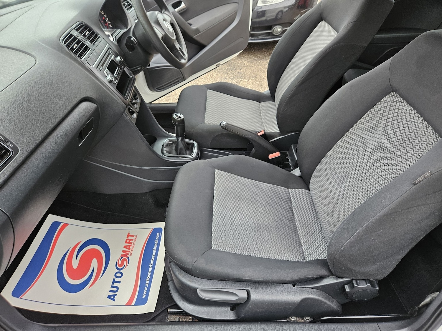 Used Volkswagen Polo 2011 for sale - 76666165: Photo 17