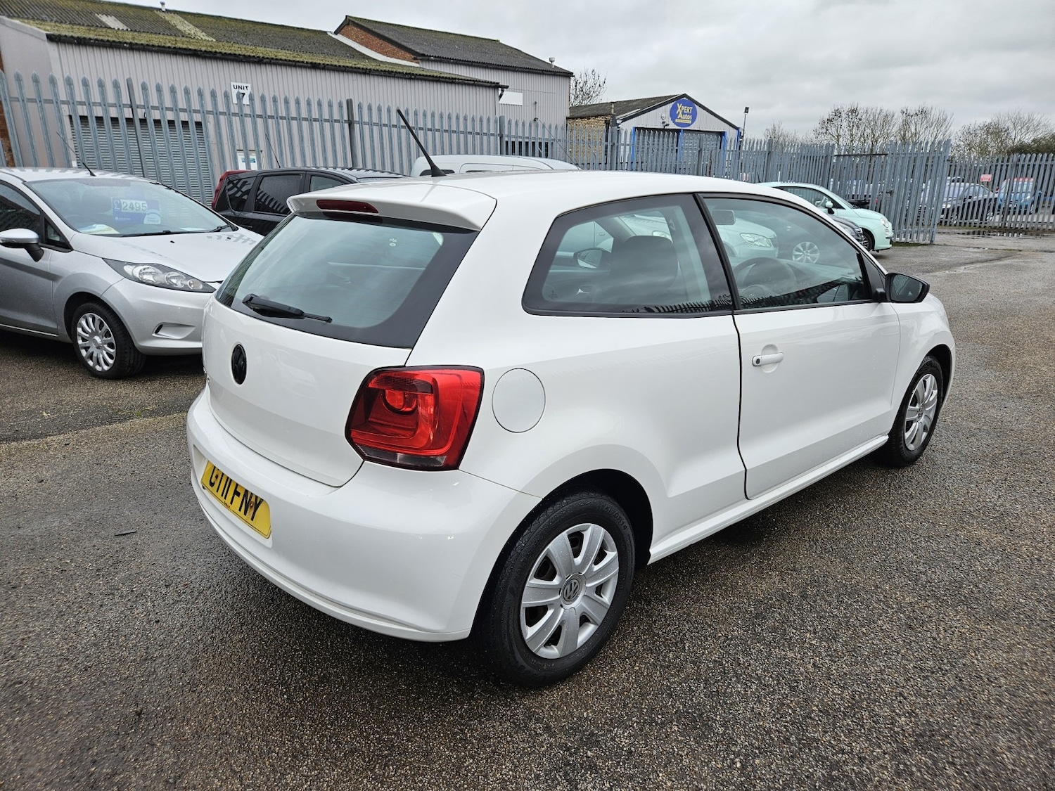 Used Volkswagen Polo 2011 for sale - 76666165: Photo 5