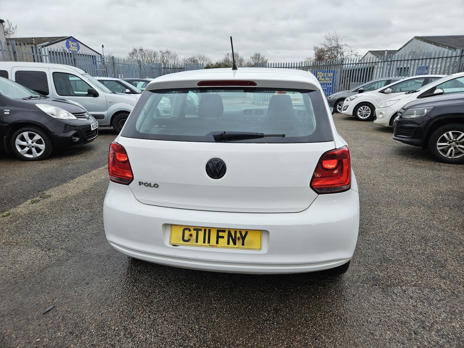 Used Volkswagen Polo 2011 for sale - 76666165: Photo 6