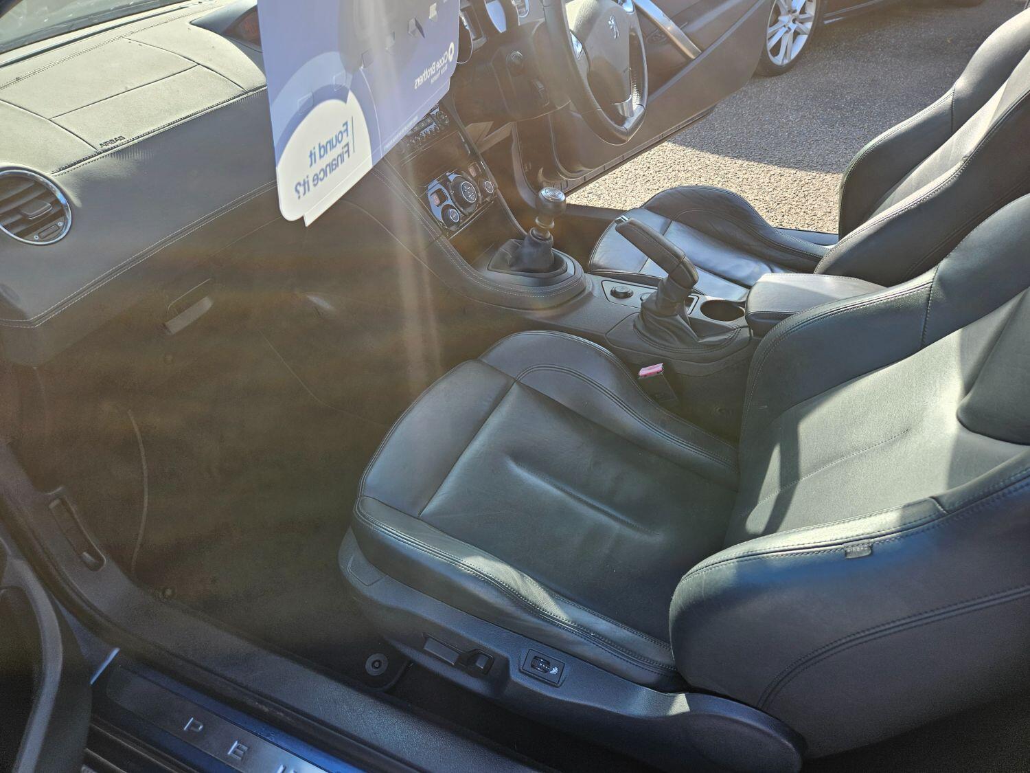 Used Peugeot RCZ 2010 for sale - 75913288: Photo 15