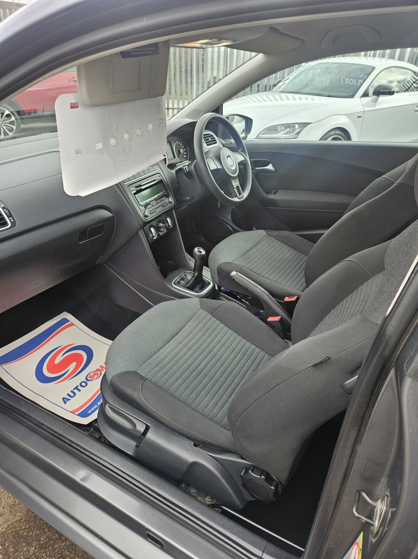 Used Volkswagen Polo 2011 for sale - 77535915: Photo 20