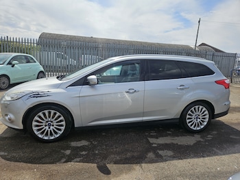 Used Ford Focus 2012 for sale - 79495281: Photo