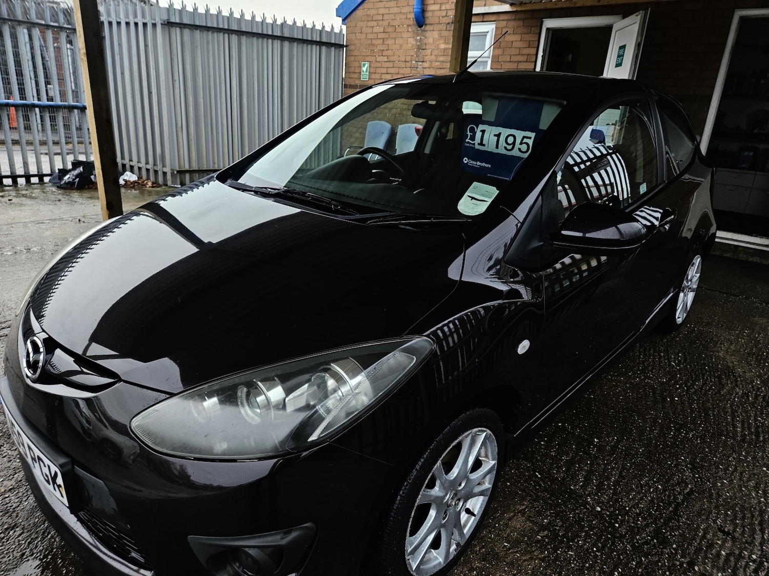 Used Mazda Mazda2 2009 for sale - 76605751: Photo 5