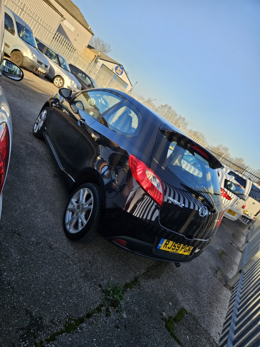 Used Mazda Mazda2 2009 for sale - 76605751: Photo 6