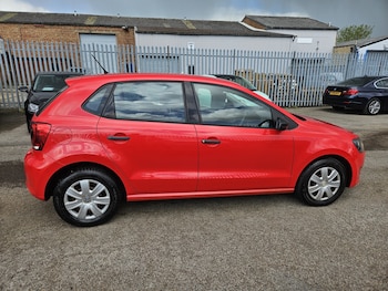 Used Volkswagen Polo 2011 for sale - 78577875: Photo