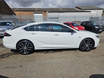 Used Vauxhall Insignia 2020 for sale - 79600204: Photo
