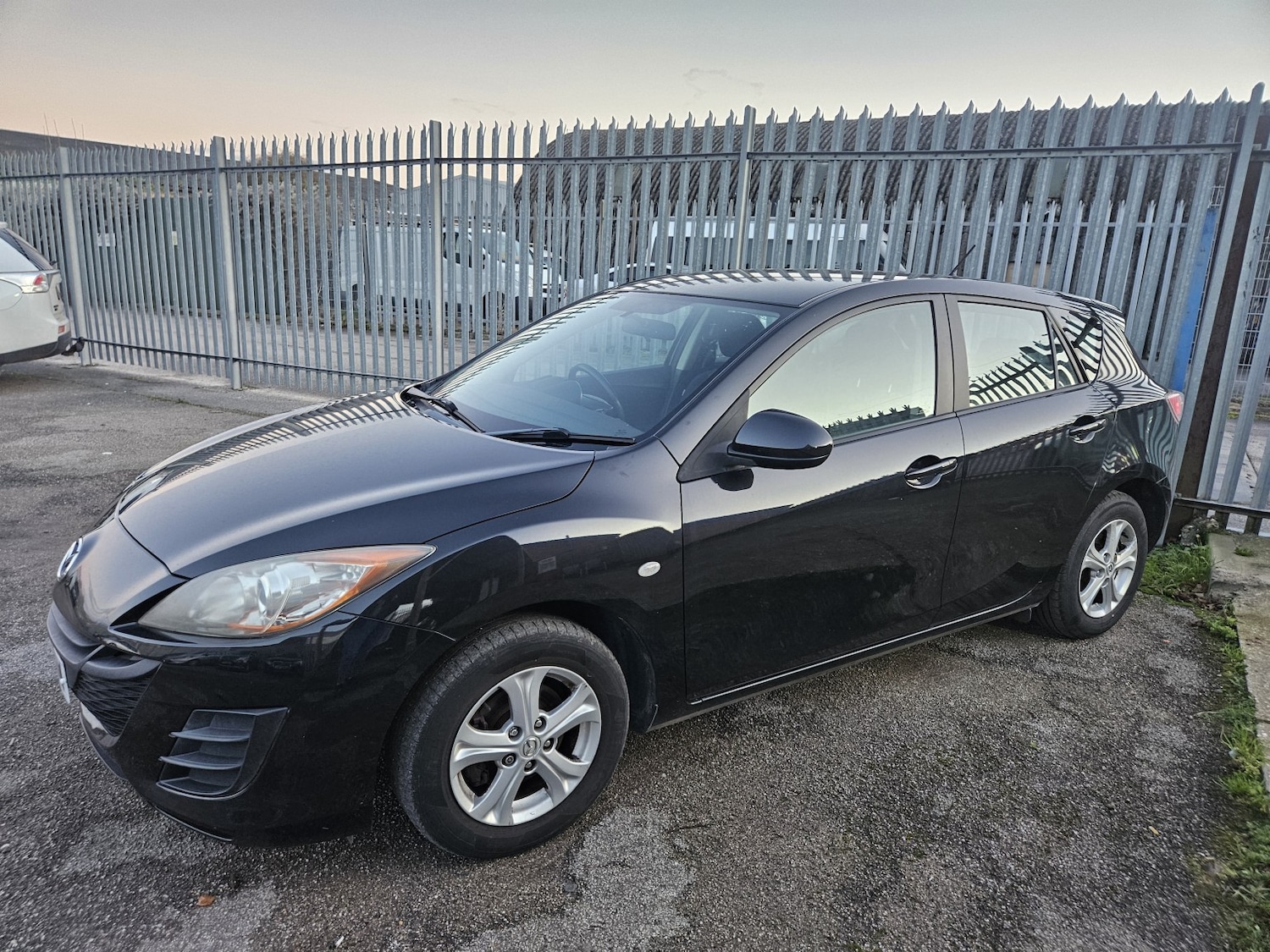 Used Mazda Mazda3 2011 for sale - 76896962: Photo 1