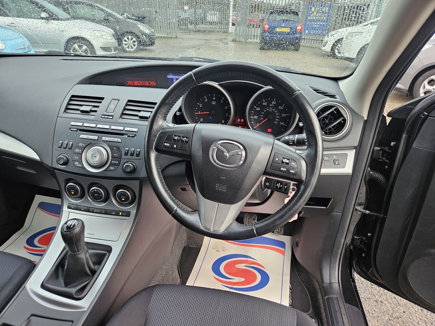 Used Mazda Mazda3 2011 for sale - 76896962: Photo 10