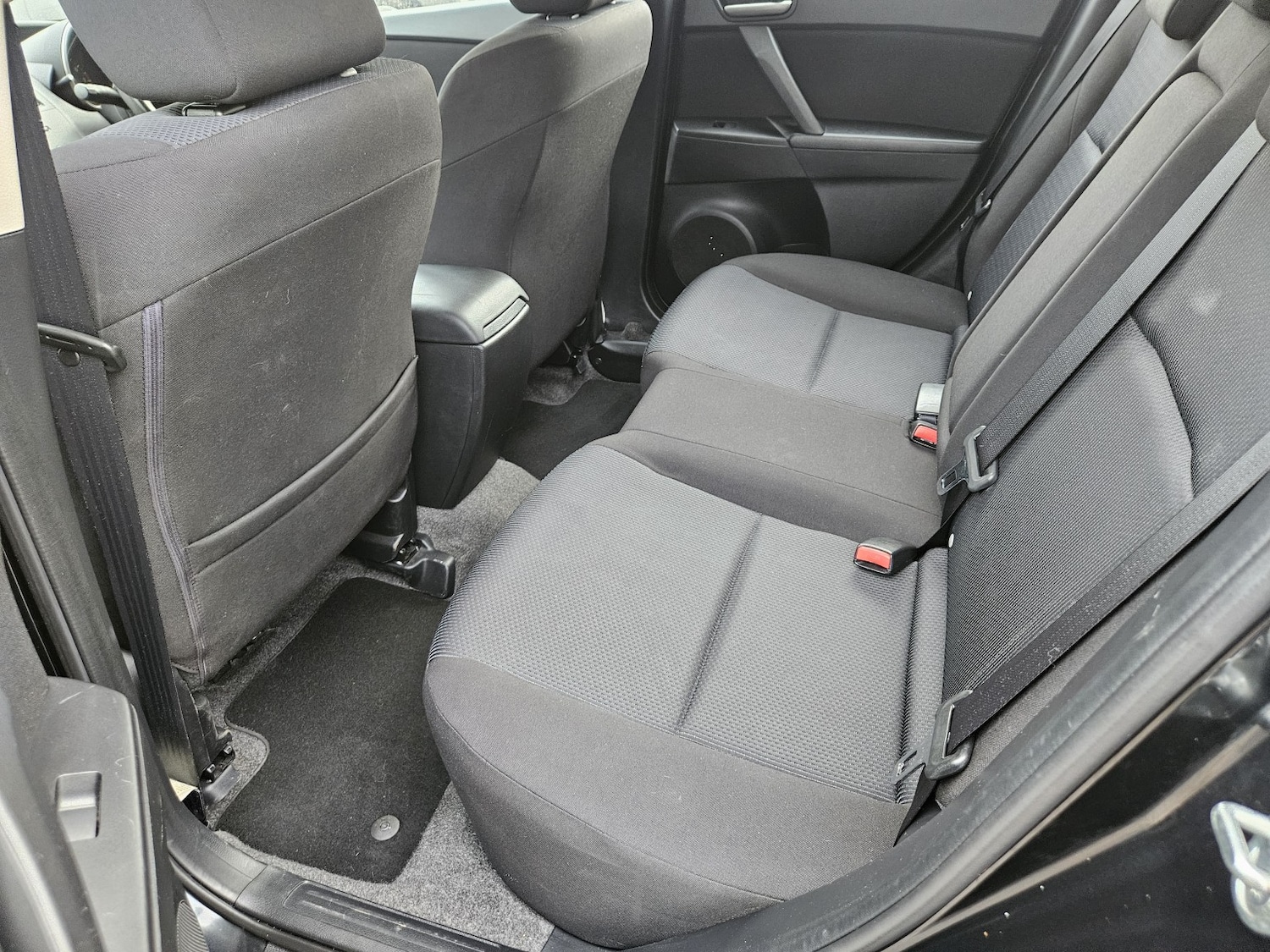 Used Mazda Mazda3 2011 for sale - 76896962: Photo 15