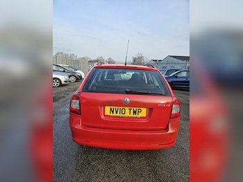 Used Skoda Octavia 2010 for sale - 77001525: Photo