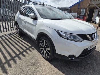 Used Nissan Qashqai 2015 for sale - 78031637: Photo