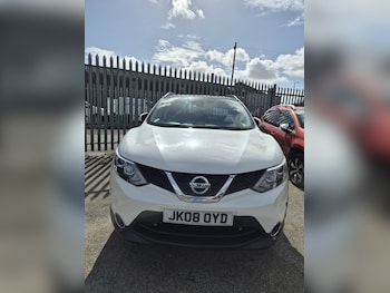 Used Nissan Qashqai 2015 for sale - 78031637: Photo