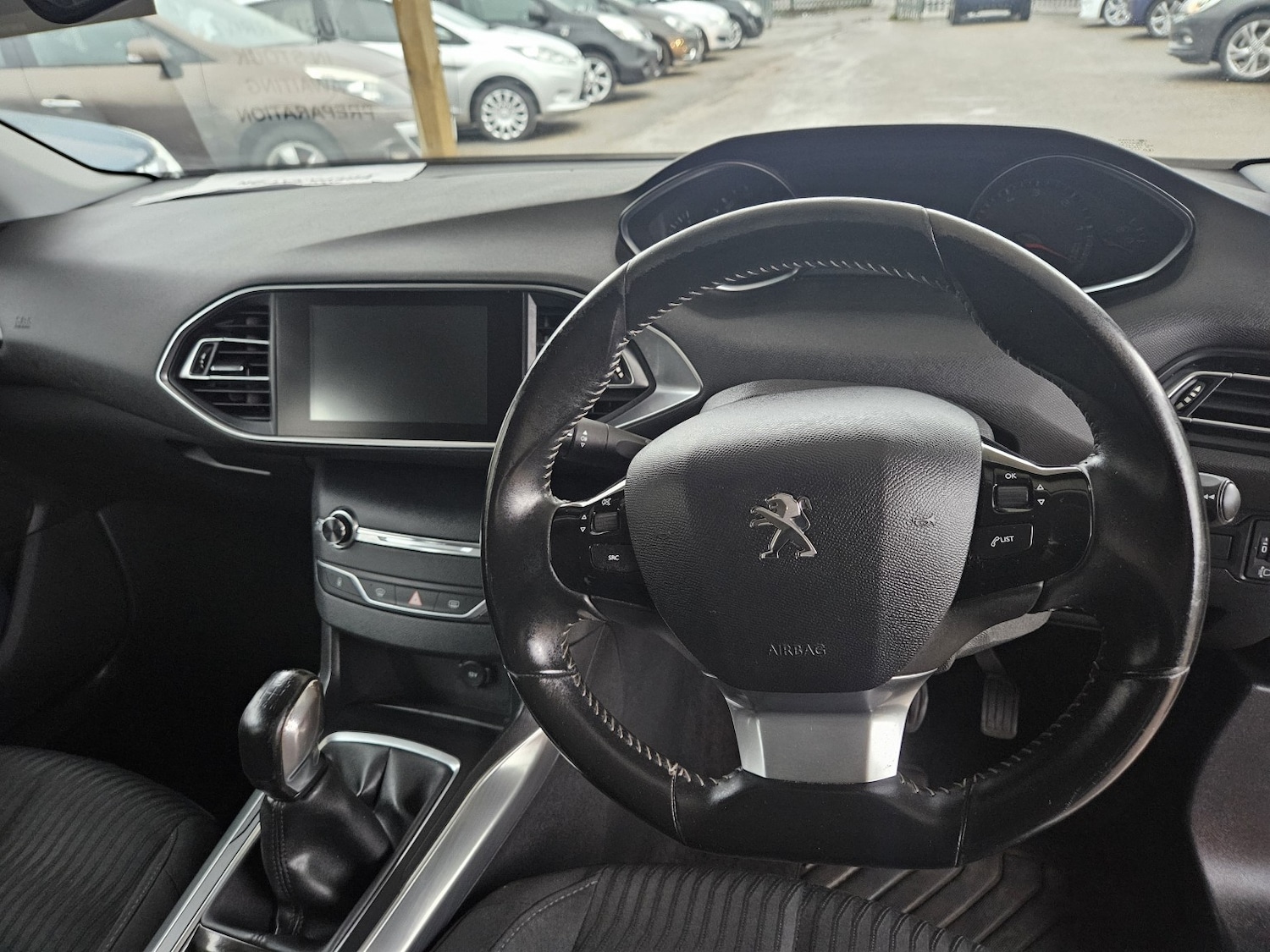 Used Peugeot 308 2015 for sale - 76536802: Photo 20