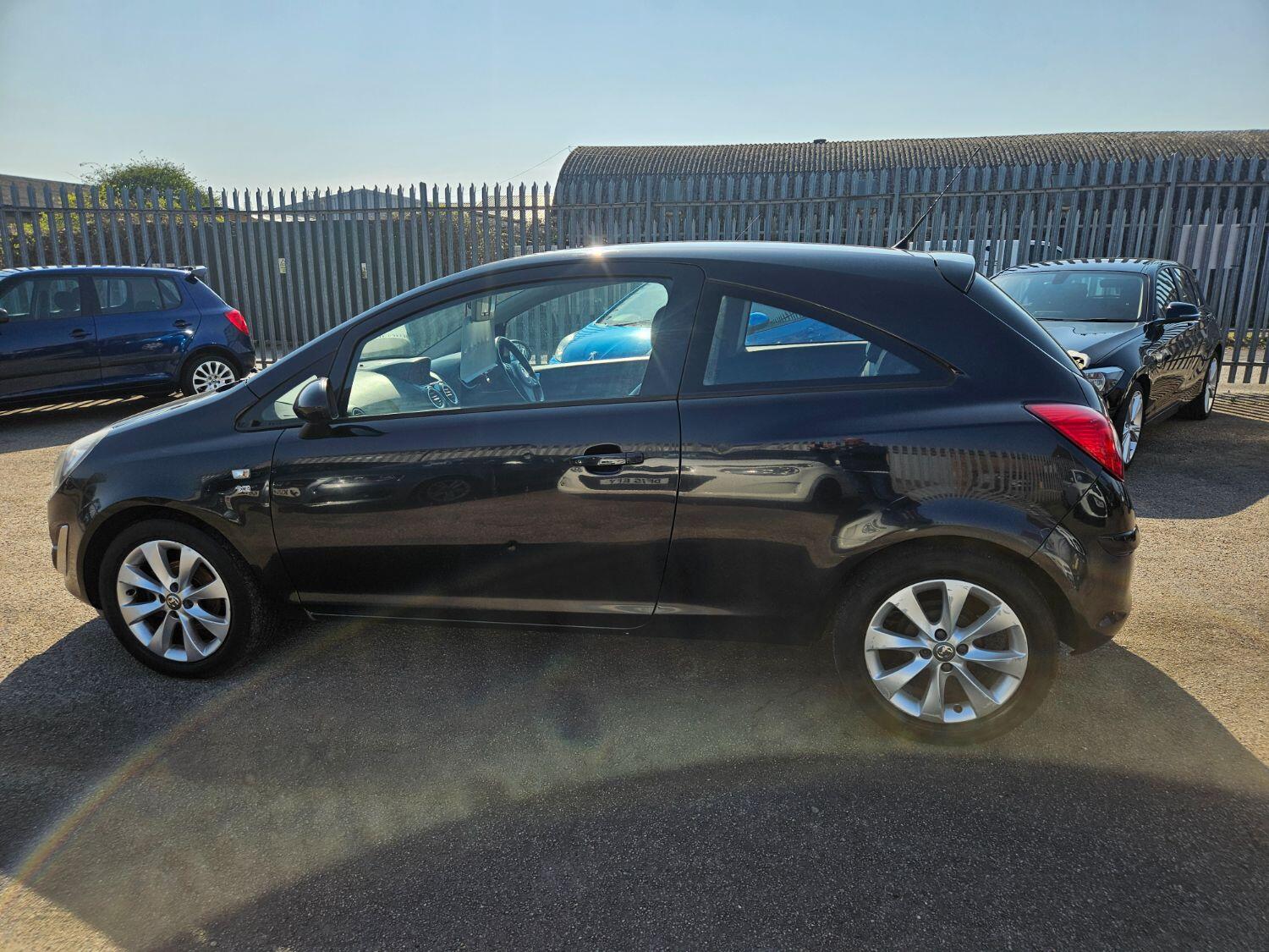 Used Vauxhall Corsa 2014 for sale - 76793745: Photo 8
