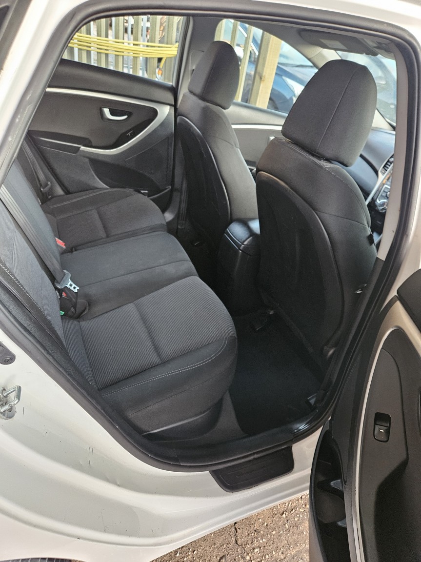 Used Hyundai i30 2014 for sale - 77124199: Photo 14