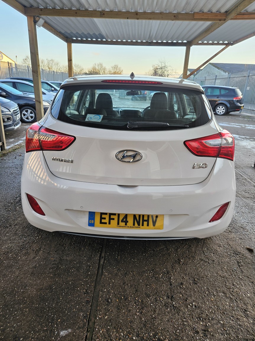 Used Hyundai i30 2014 for sale - 77124199: Photo 8