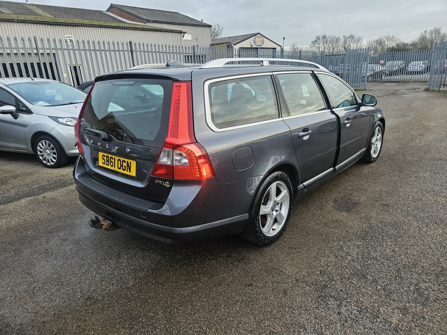 Used Volvo V70 2012 for sale - 76911043: Photo 5