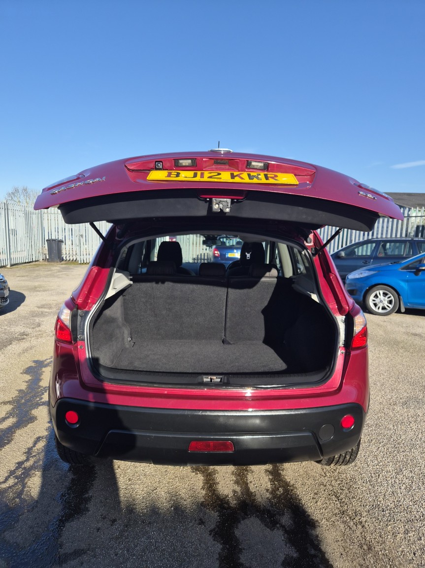 Used Nissan Qashqai 2012 for sale - 77921252: Photo 6