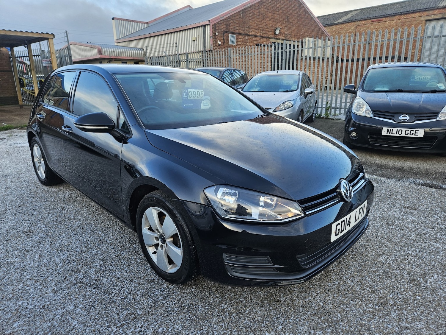 Used Volkswagen Golf 2014 for sale - 76625400: Photo 3
