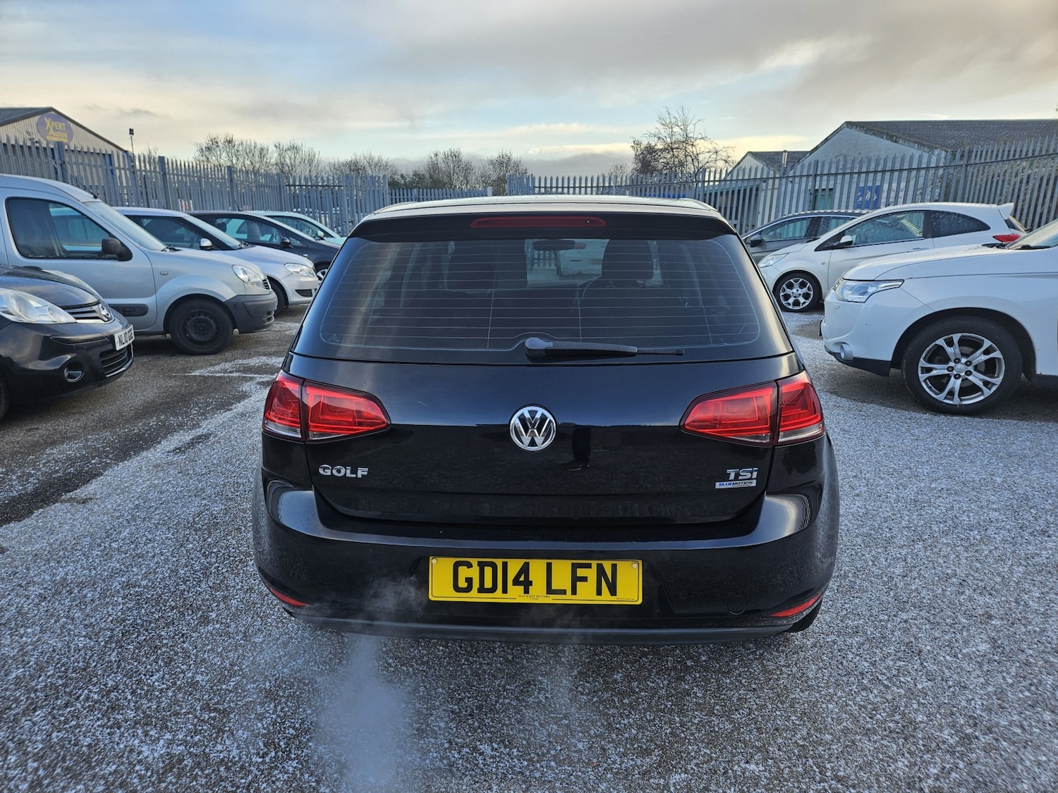 Used Volkswagen Golf 2014 for sale - 76625400: Photo 6