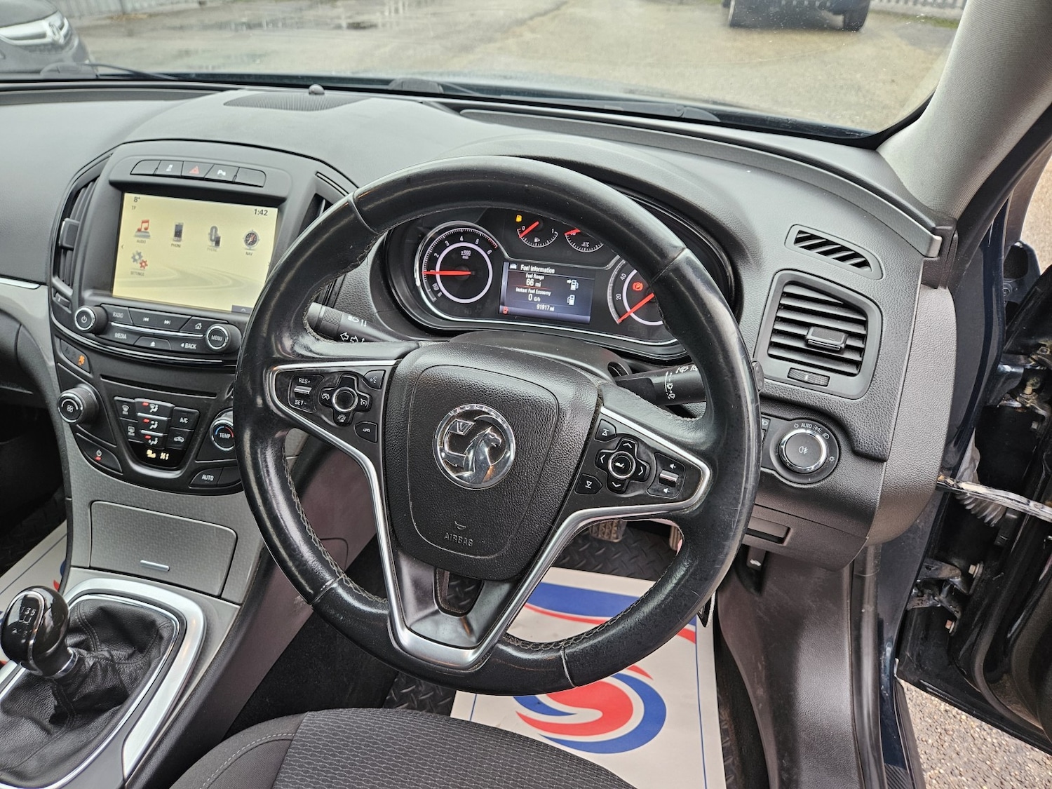 Used Vauxhall Insignia 2014 for sale - 77465630: Photo 10