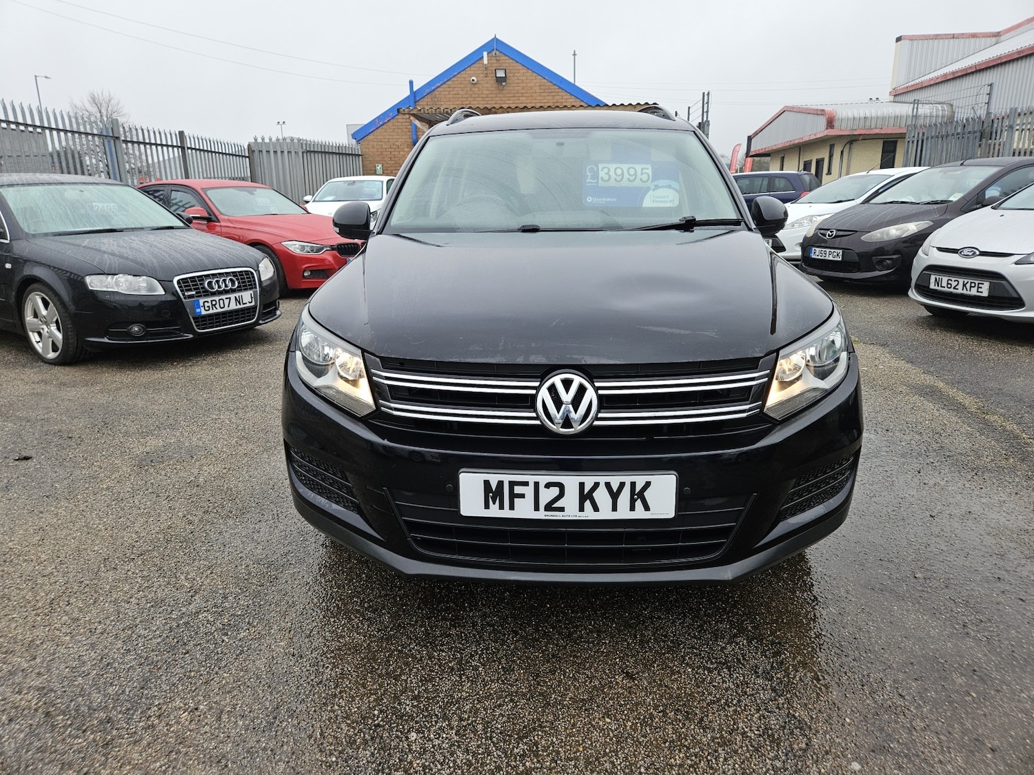 Used Volkswagen Tiguan 2012 for sale - 76666107: Photo 2