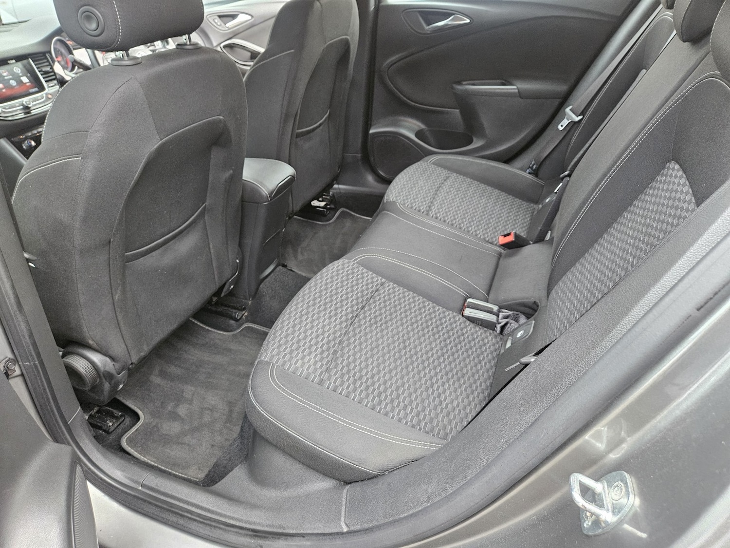 Used Vauxhall Astra 2017 for sale - 77001547: Photo 16