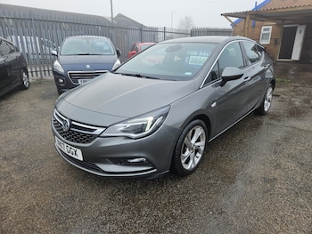 Used Vauxhall Astra 2017 for sale - 77001547: Photo