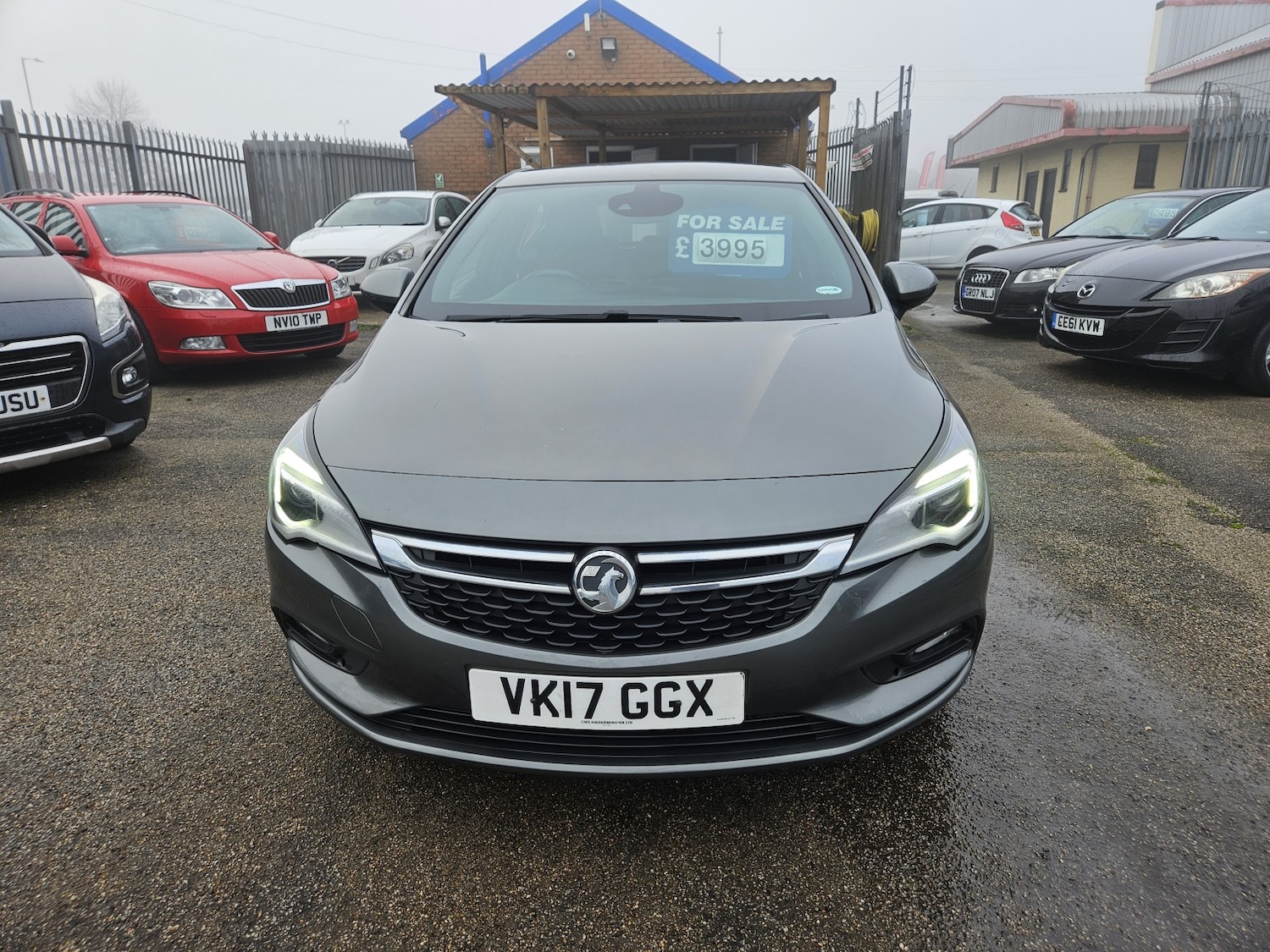 Used Vauxhall Astra 2017 for sale - 77001547: Photo 2