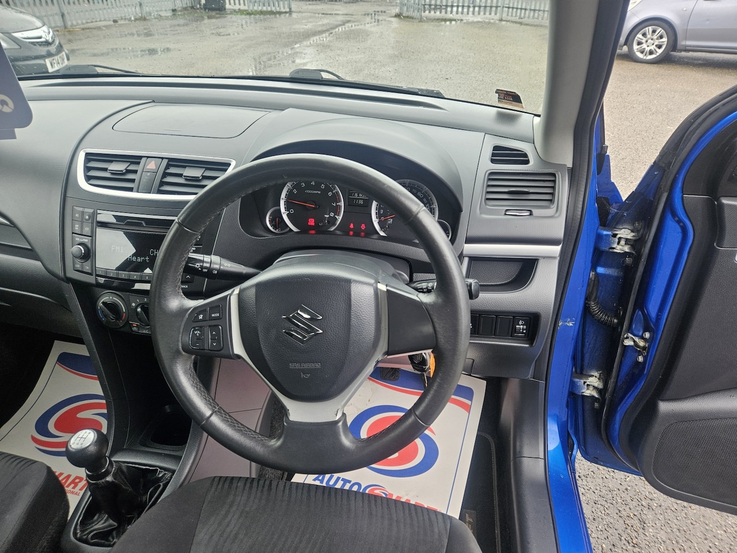 Used Suzuki Swift 2012 for sale - 77675696: Photo 10