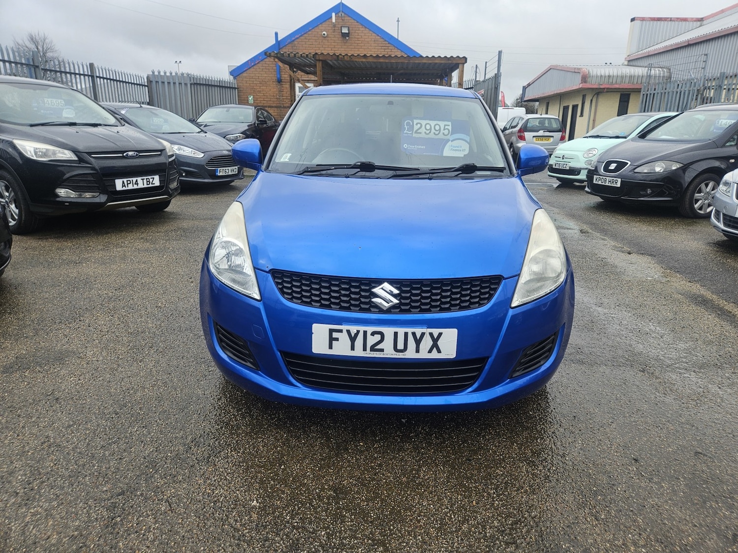 Used Suzuki Swift 2012 for sale - 77675696: Photo 2